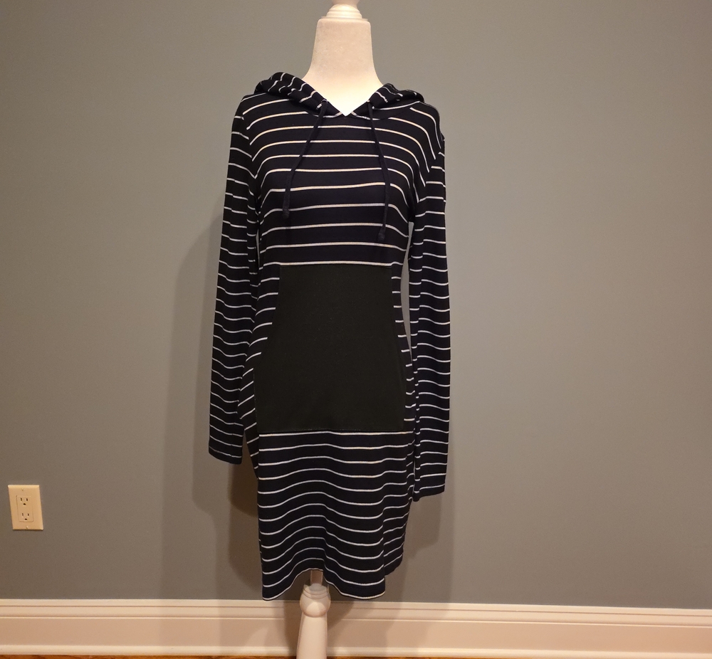 Red 23 Striped Navy and White Hooded Dress with Front Pocket Size XS